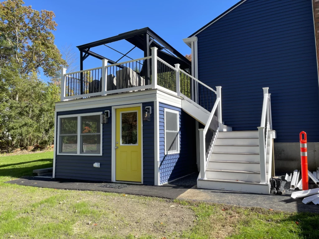 4-Season Sunroom Additions in Raynham, Massachusetts