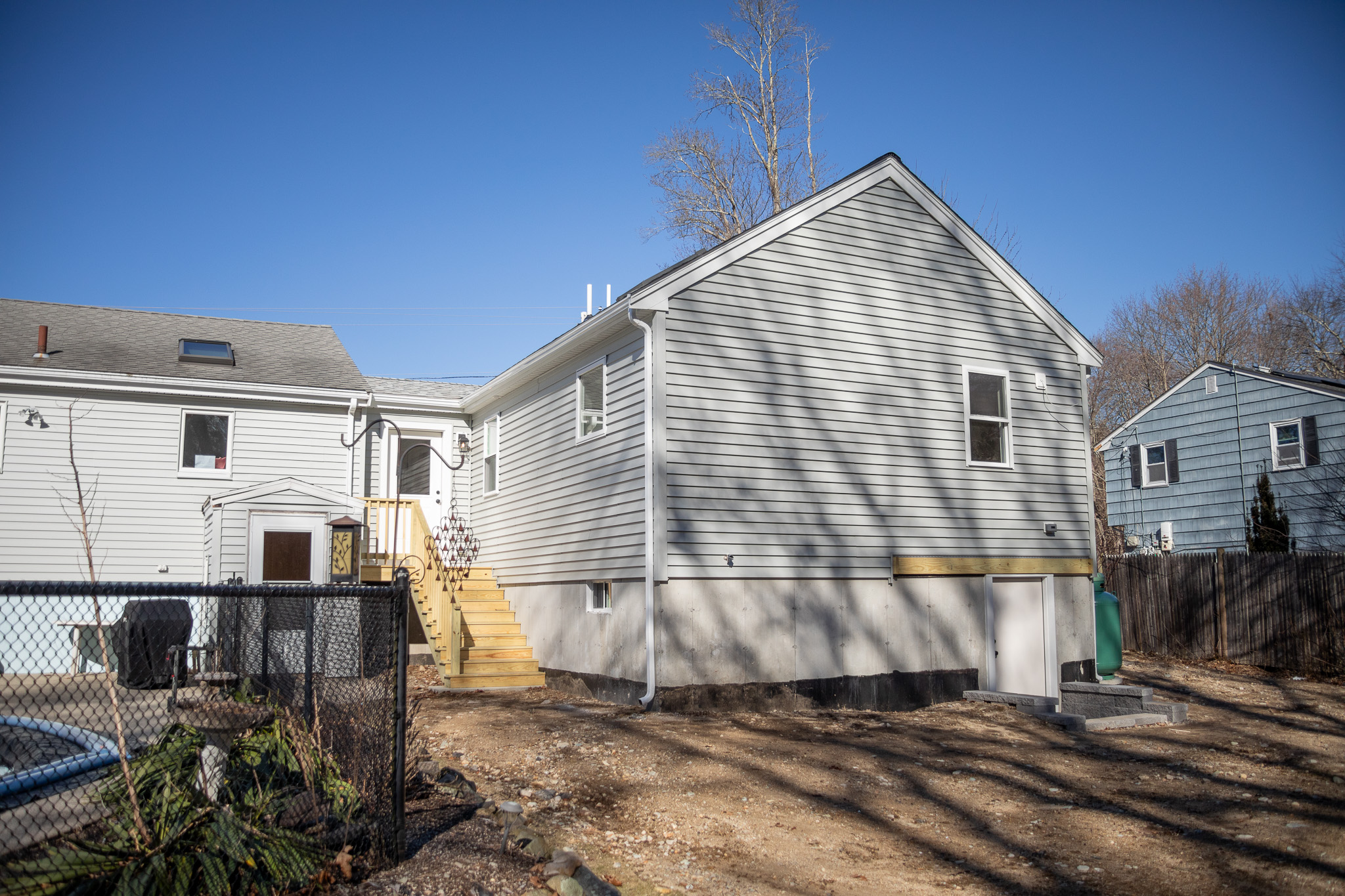 weather tight seal with new D4 alside vinyl siding.